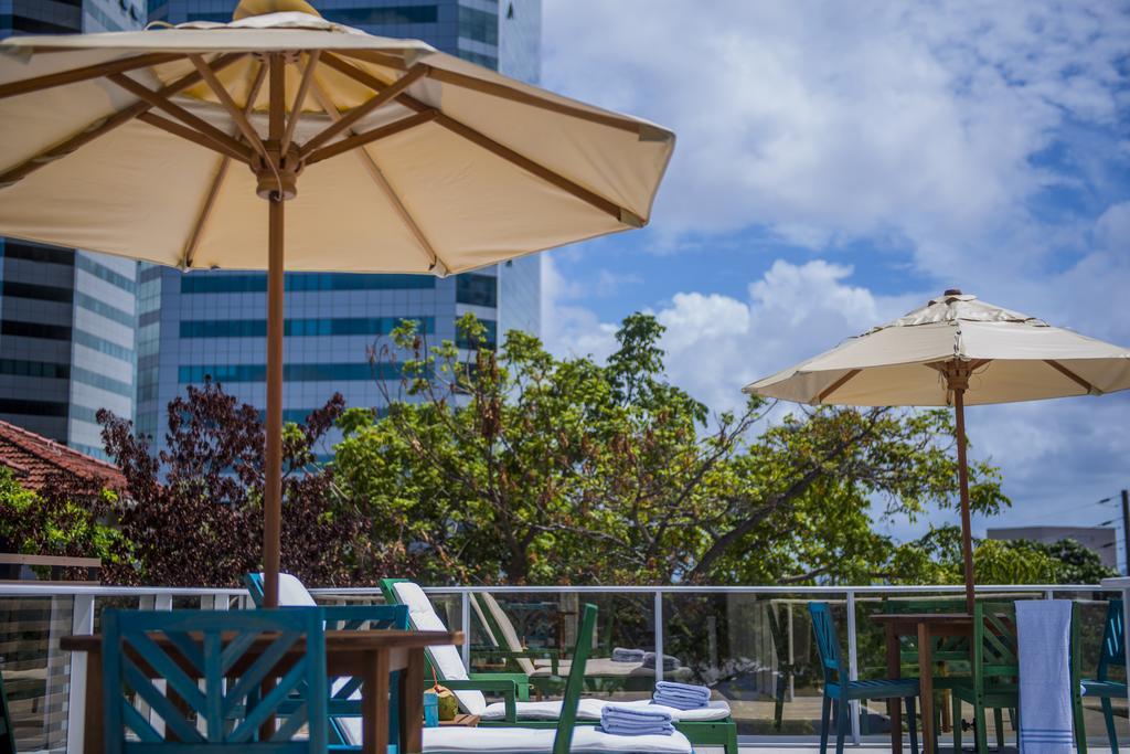 Hotel Luzeiros Recife Luaran gambar Rooftop pool at the hotel
