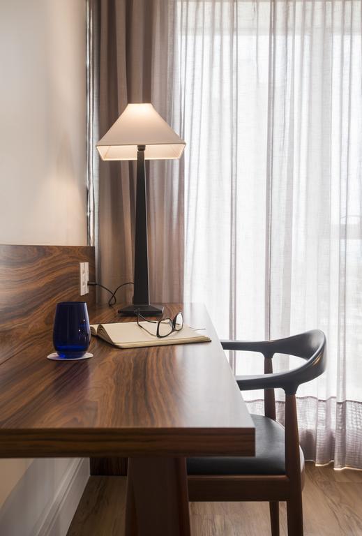 Hotel Luzeiros Recife Luaran gambar A table lamp
